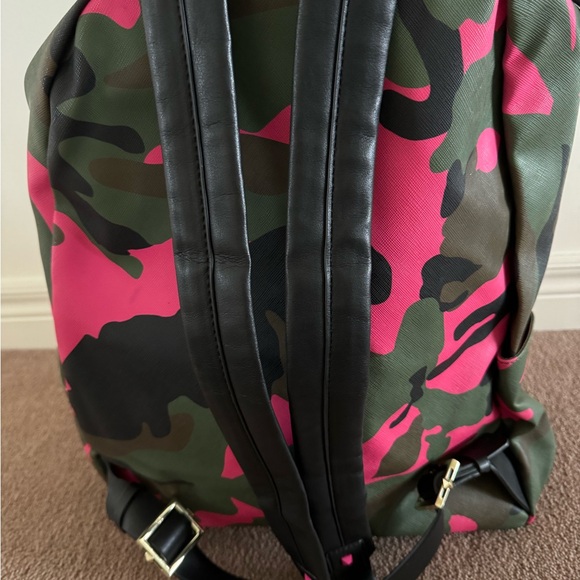 ‼️SOLD‼️Valentino Garavani backpack - Picture 5 of 14